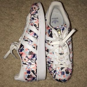 Paint splatter adidas